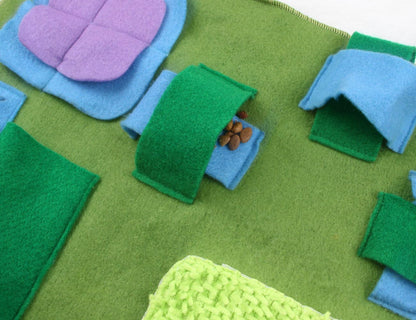 Dog Feeding and Snuffle Mat for Small Dogs - Non-Slip Activity Blanket for Foraging Skills and Stress Relief (Size S, Green, 17.7 x 19.7 in / 45 x 50 cm)